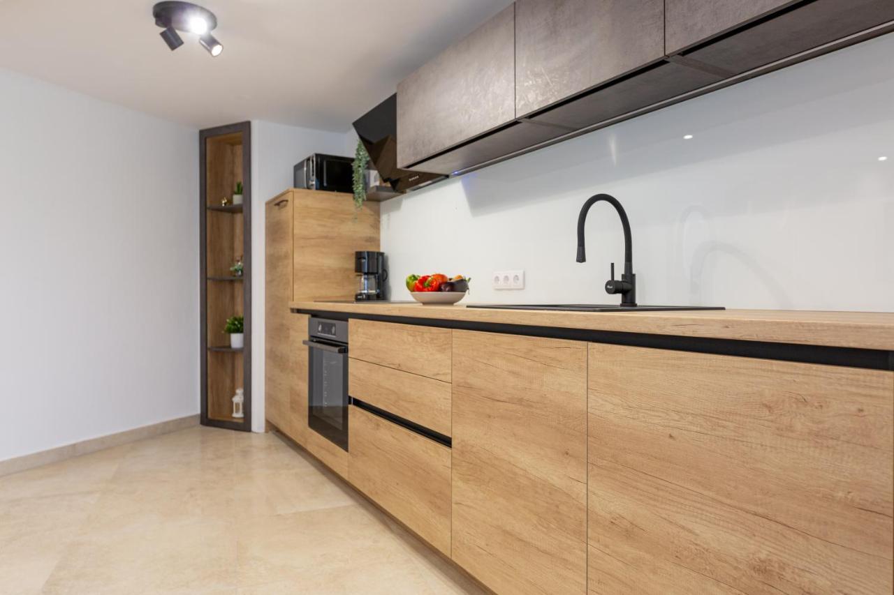 Apartment Miko Sveti Ivan Dobrinjski Eksteriør bilde